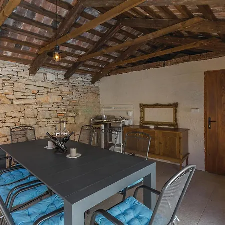 Four-bedroom In * Kringa
