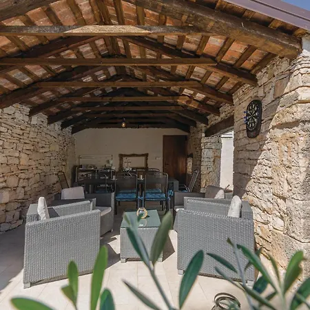 Four-bedroom In * Kringa
